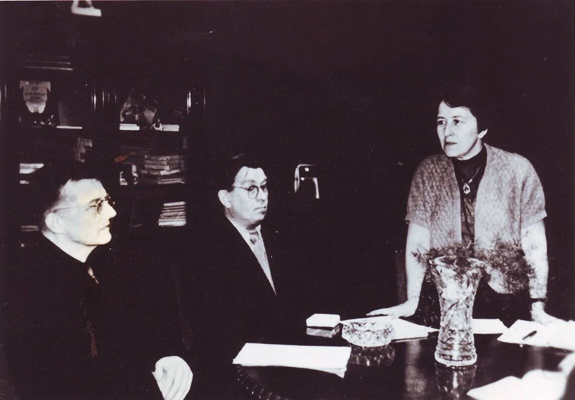 레닌그라드의 작곡가들 사진(1957), Wikimedia Commons