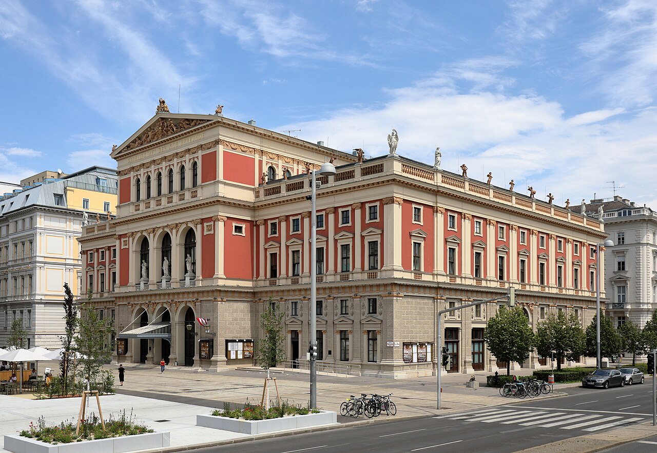 빈 무지크페라인(Musikverein) 외관, 차이콥스키 바이올린 협주곡 초연 장소